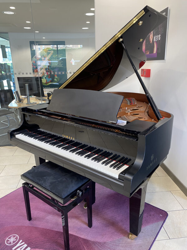 b 211 | piano d'occasion pas cher