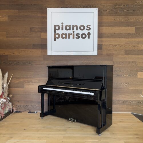 Piano droit d'Occasion YAMAHA u1 | noir brillant - pianos parisot