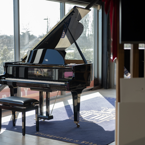 a 170 n noir brillant