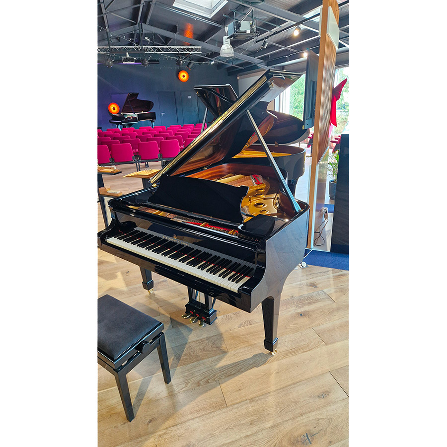 STEINWAY&SONS A 188 | Restauration 1973