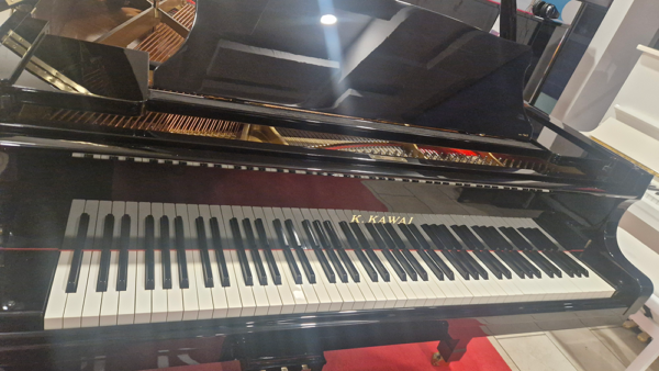 Kawai 1/4 de queue RX2 - Occasion | noir brillant